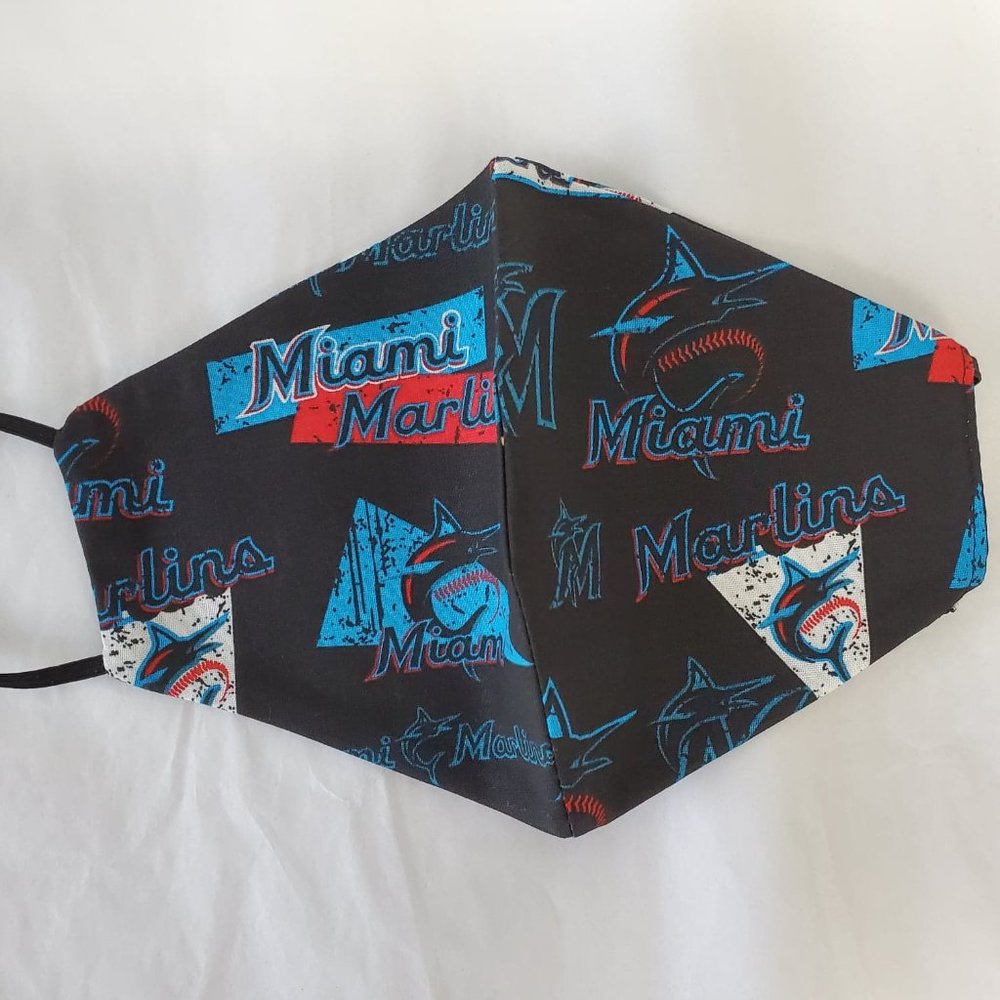 Marlin's facemask with 3 filters included